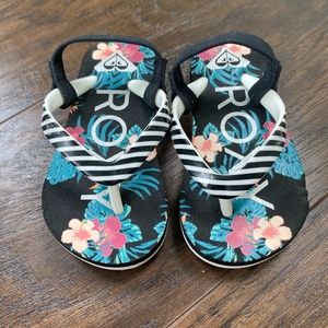 LIKE NEW! Roxy Toddler Sandals/Flip-flops